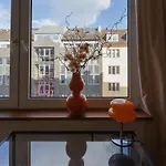 Ruhige Lage Apartment In Unterbilk