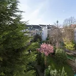 Ruhige Lage Apartment In Unterbilk