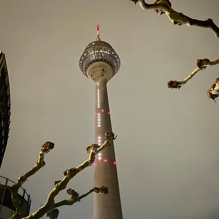 Ruhige Lage In Unterbilk Apartment Dusseldorf