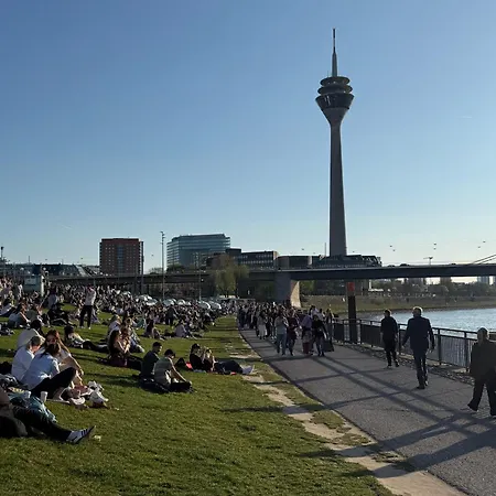 Apartment Ruhige Lage In Unterbilk Dusseldorf